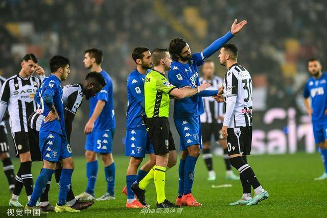 爱游戏娱乐-皇家马德里中场控制比赛，实现胜利收官年