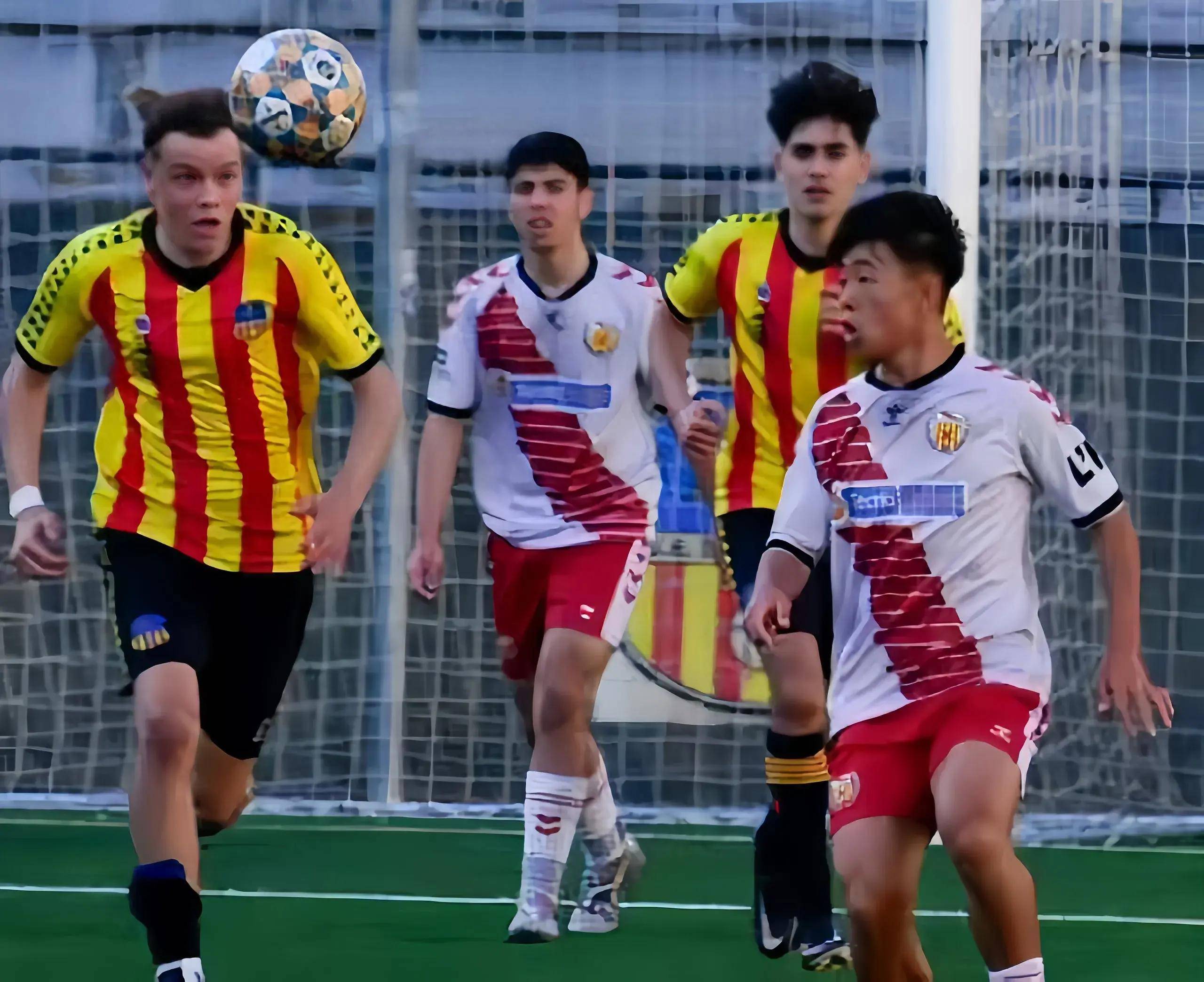 爱游戏大厅-足球联赛中，某支队伍实力强劲，轻松晋级