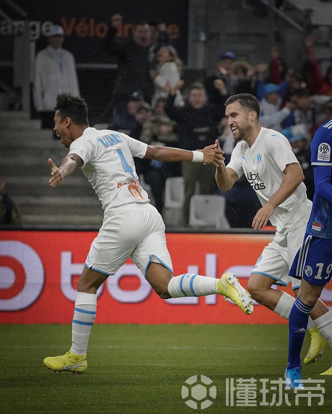 爱游戏APP-关于马赛球员卡马拉因伤停赛，球队后防压力增大的信息