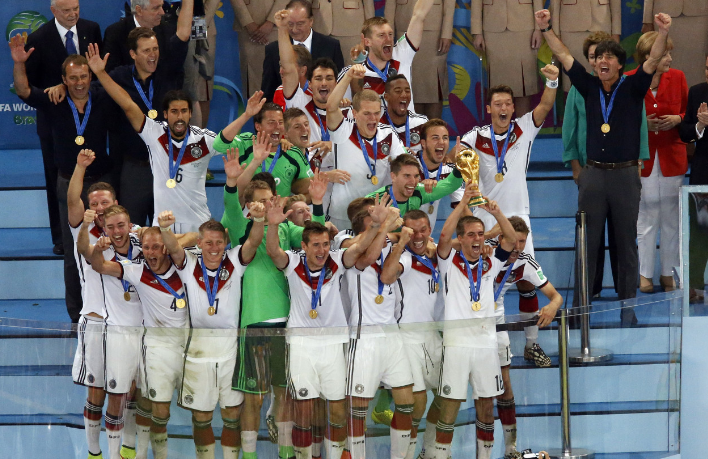 阵容稳固战术明智联防联攻取胜的简单介绍