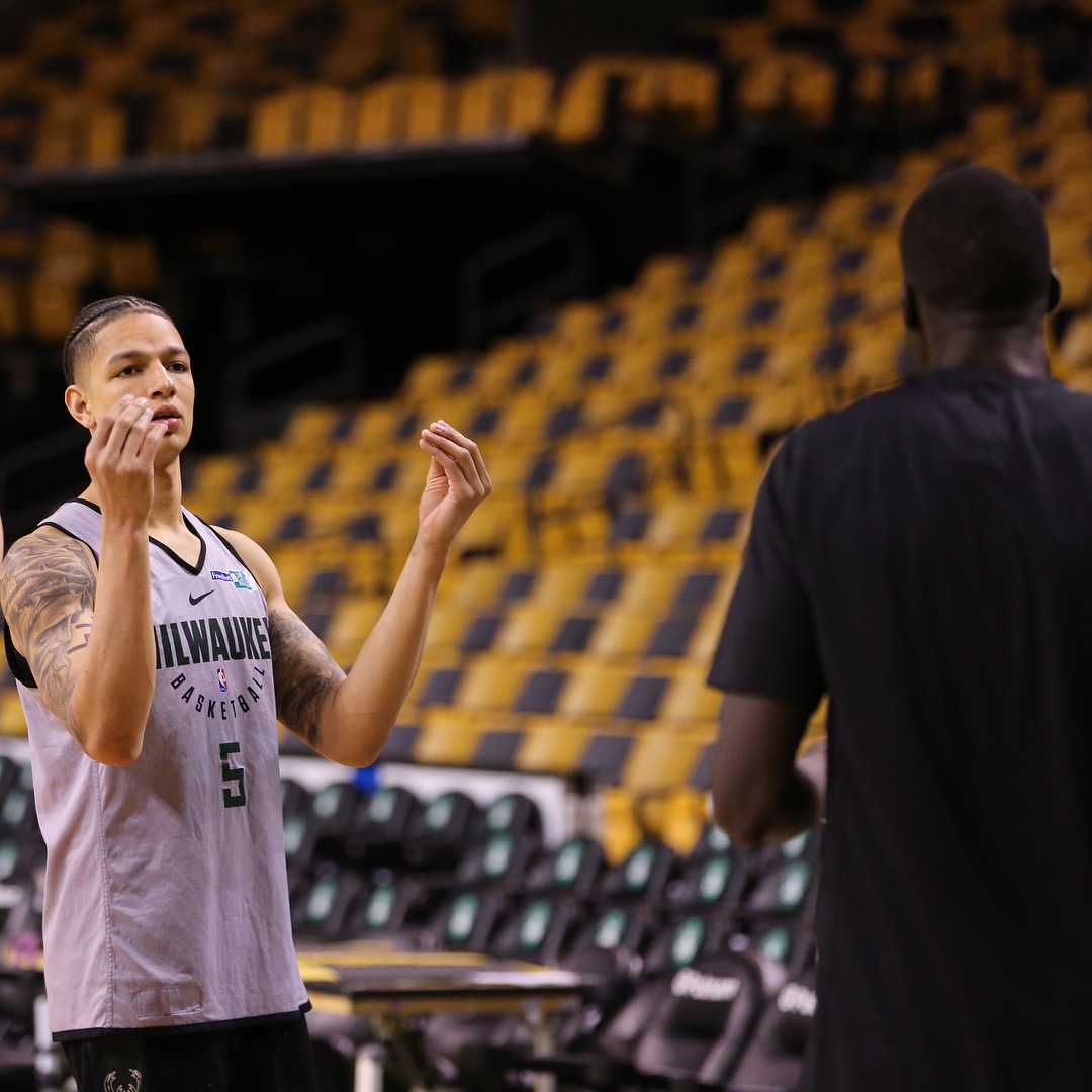 雄鹿队球员赛后发表感言，感慨艰难训练