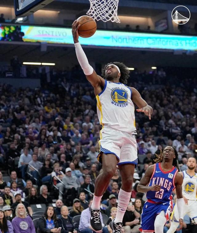 爱游戏官方入口-顶尖球员特写：勇士队掌控比赛打破记录连胜创历史的简单介绍