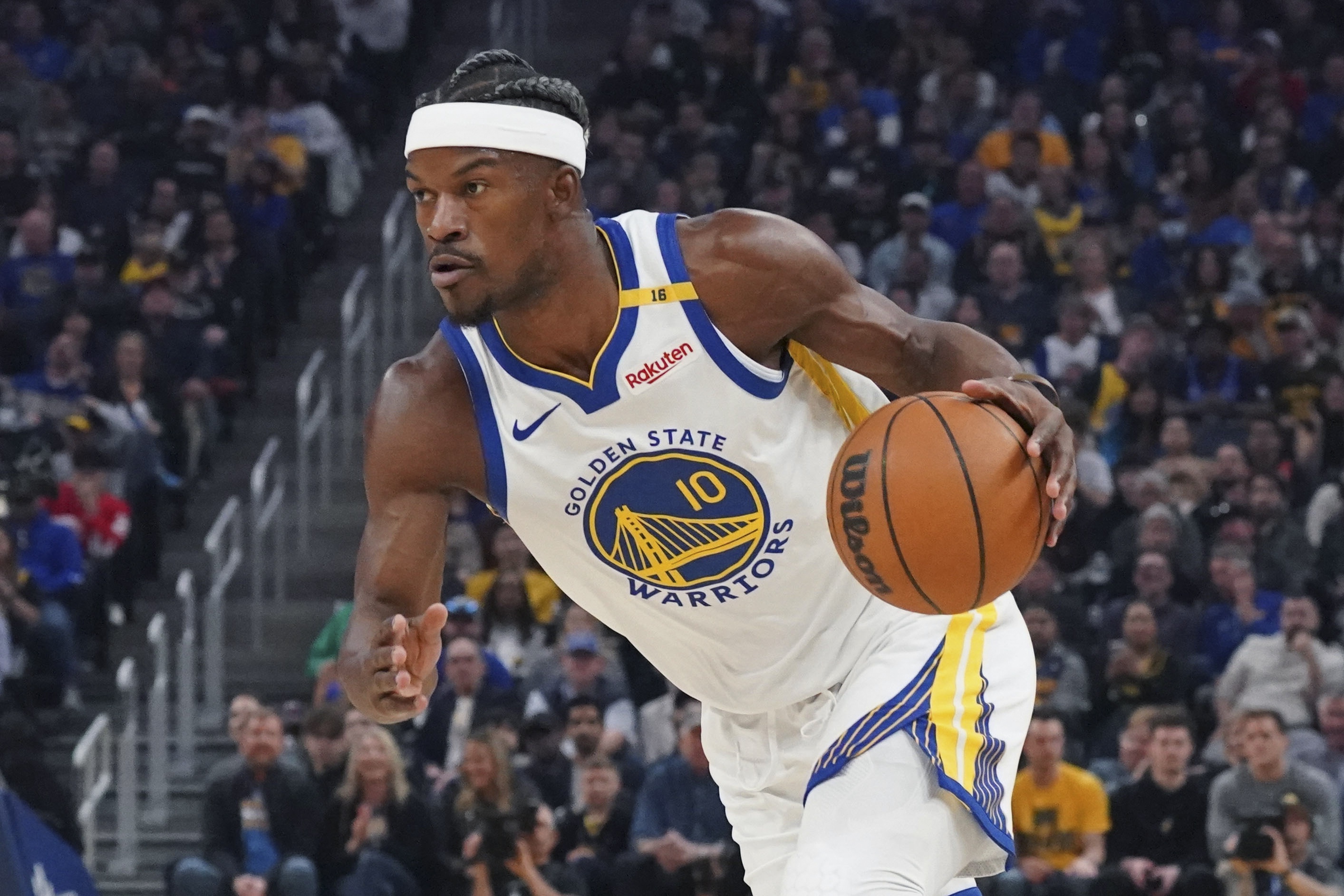 顶尖球员特写：勇士队掌控比赛打破记录连胜创历史的简单介绍