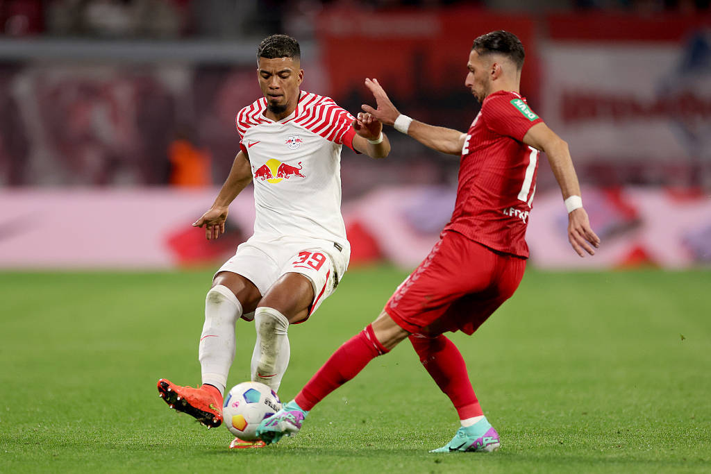 关于RB莱比锡客场不敌弗赖堡，遭遇一场惨败的信息