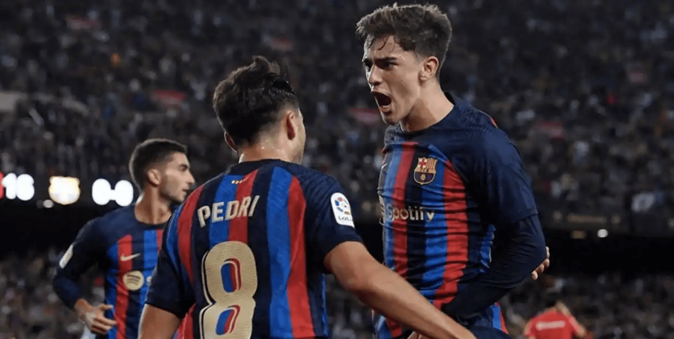 球员技术纷纷绽放，赛场上震撼表现