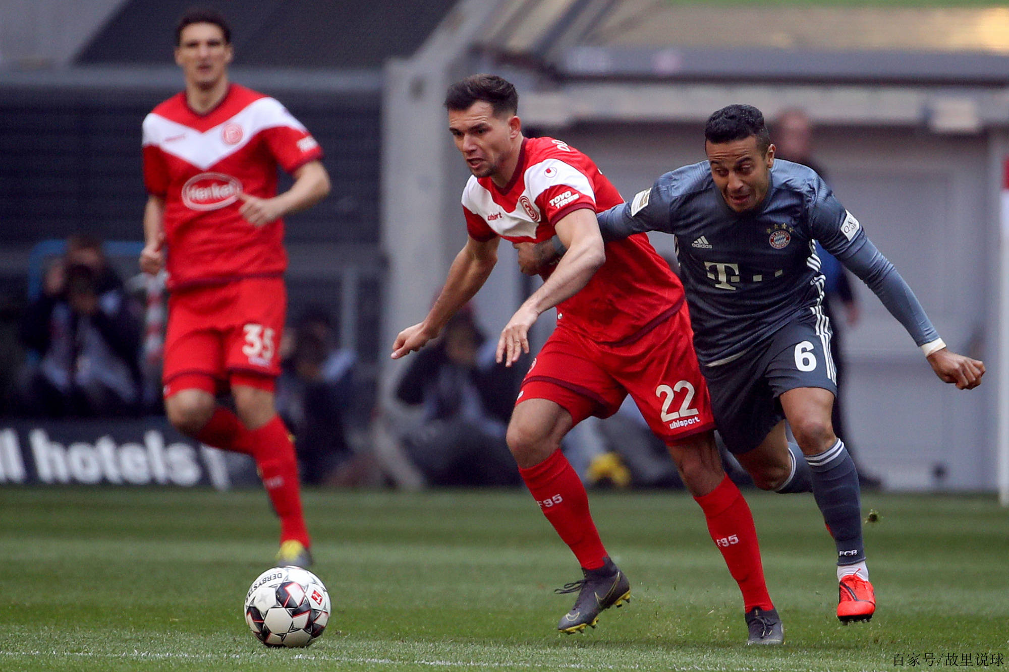 关于足球比赛近况:多名球员状态火热表现出色的信息 关于足球比赛近况:多名球员状态火热表现出色的信息