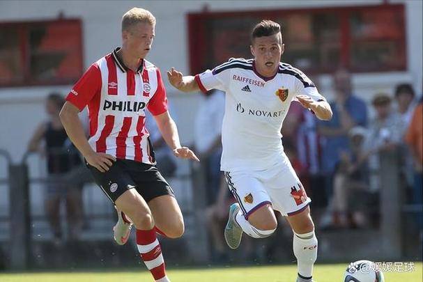 阿贾克斯客场惊险击败皇家马德里,晋级形势扑朔迷离的简单介绍 阿贾克斯客场惊险击败皇家马德里,晋级形势扑朔迷离的简单介绍