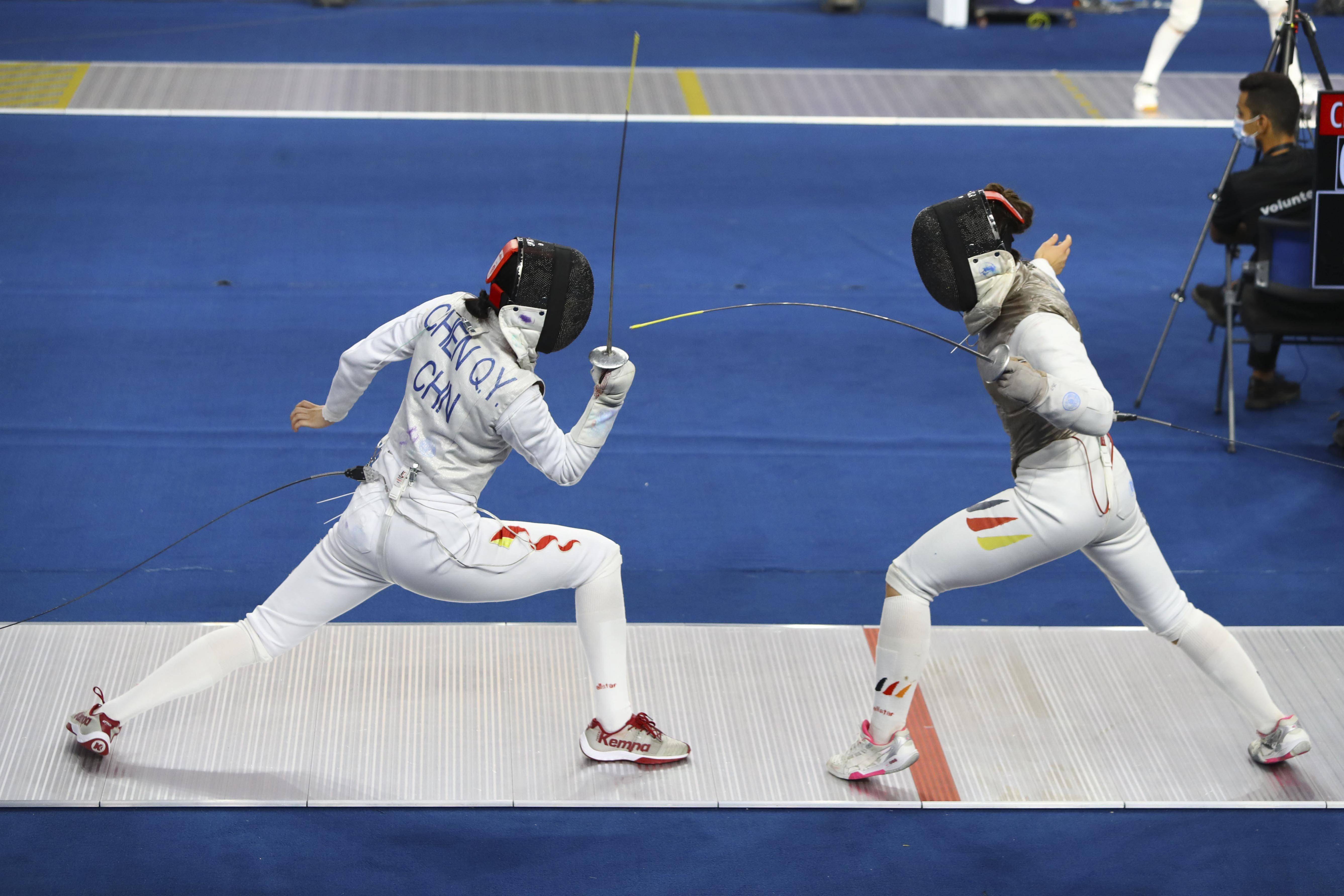 马来西亚击剑选手在比赛中脱颖而出