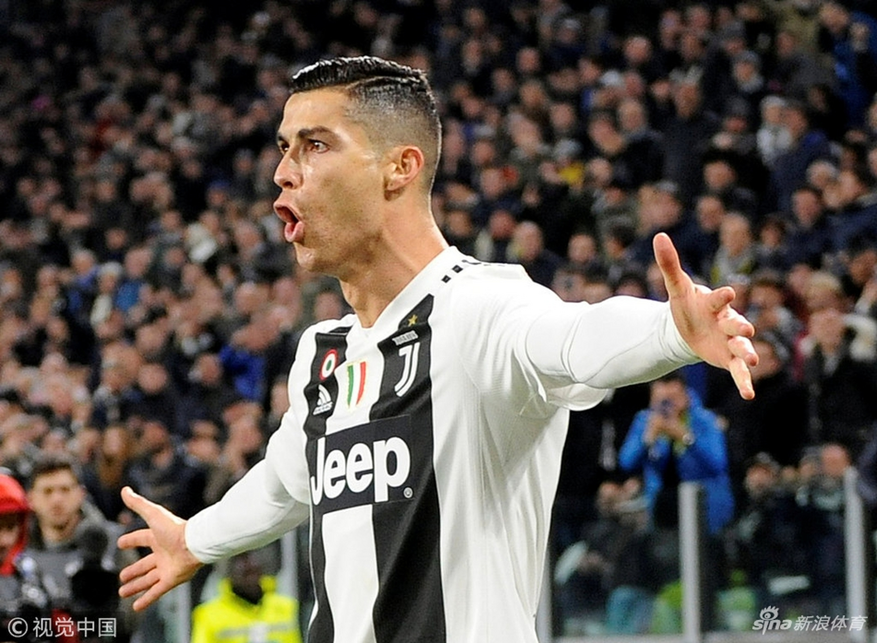 爱游戏在线-包含巴黎轻取客场胜利巩固领先位置的词条