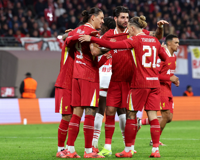 包含利物浦胜阿贾克斯，欧冠小组赛连胜势不可挡的词条