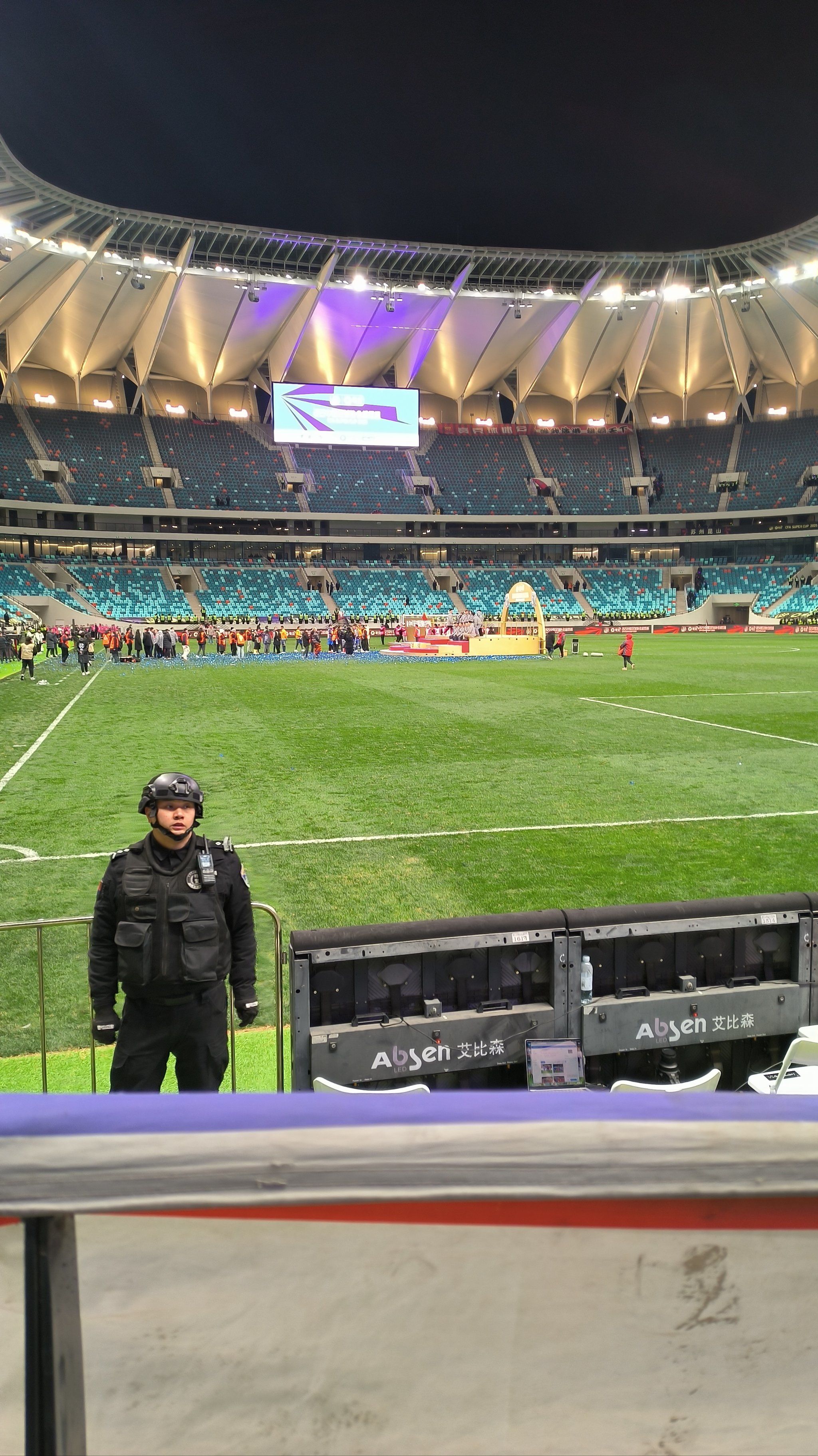 爱游戏官方入口-新赛季开幕，球场上掀起激烈角逐