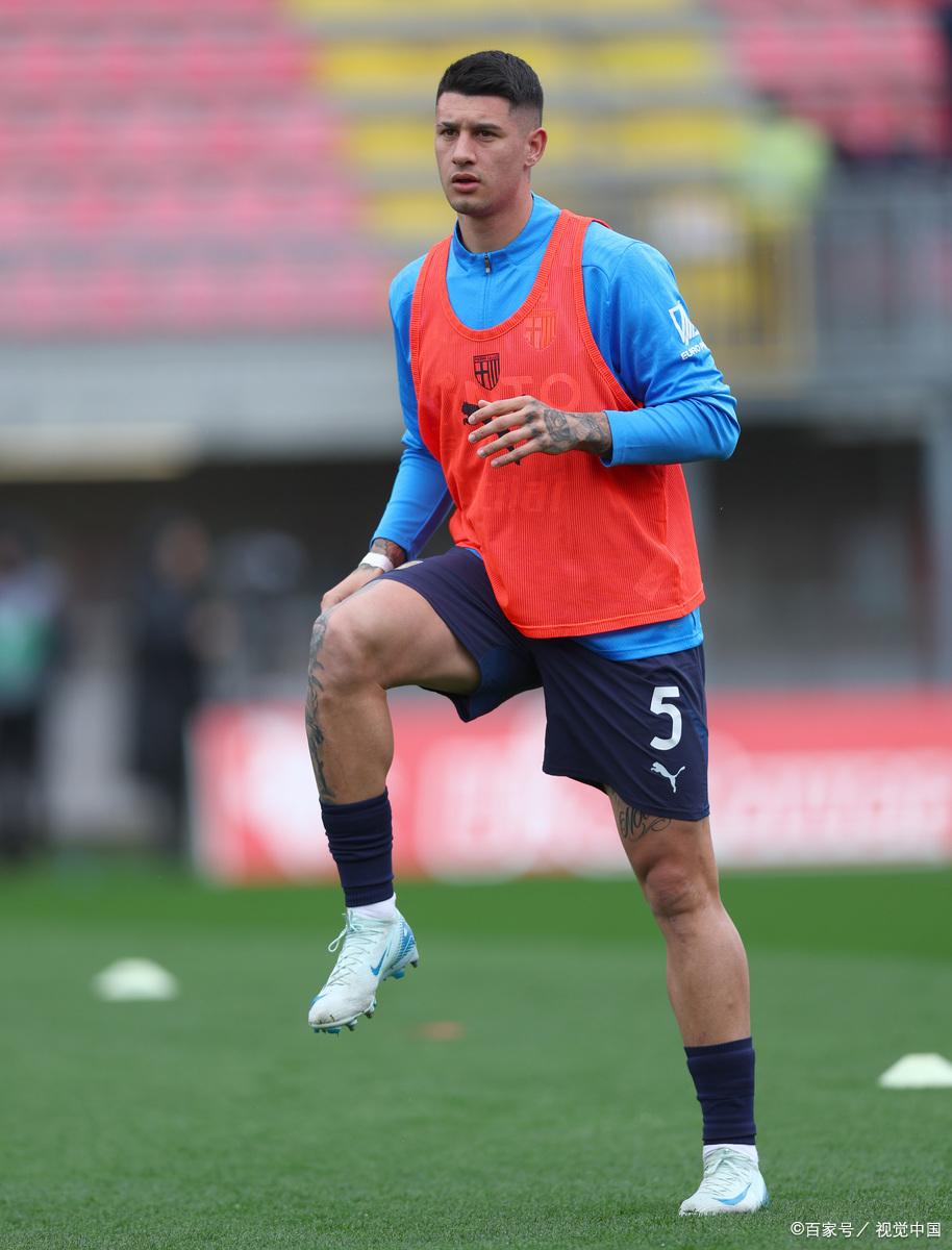 关于帕尔马中场公正无私，成为球队中场支柱的信息