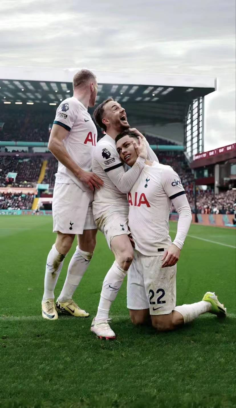 爱游戏tv-关于热刺主场逼平埃弗顿，保持不败纪录的信息