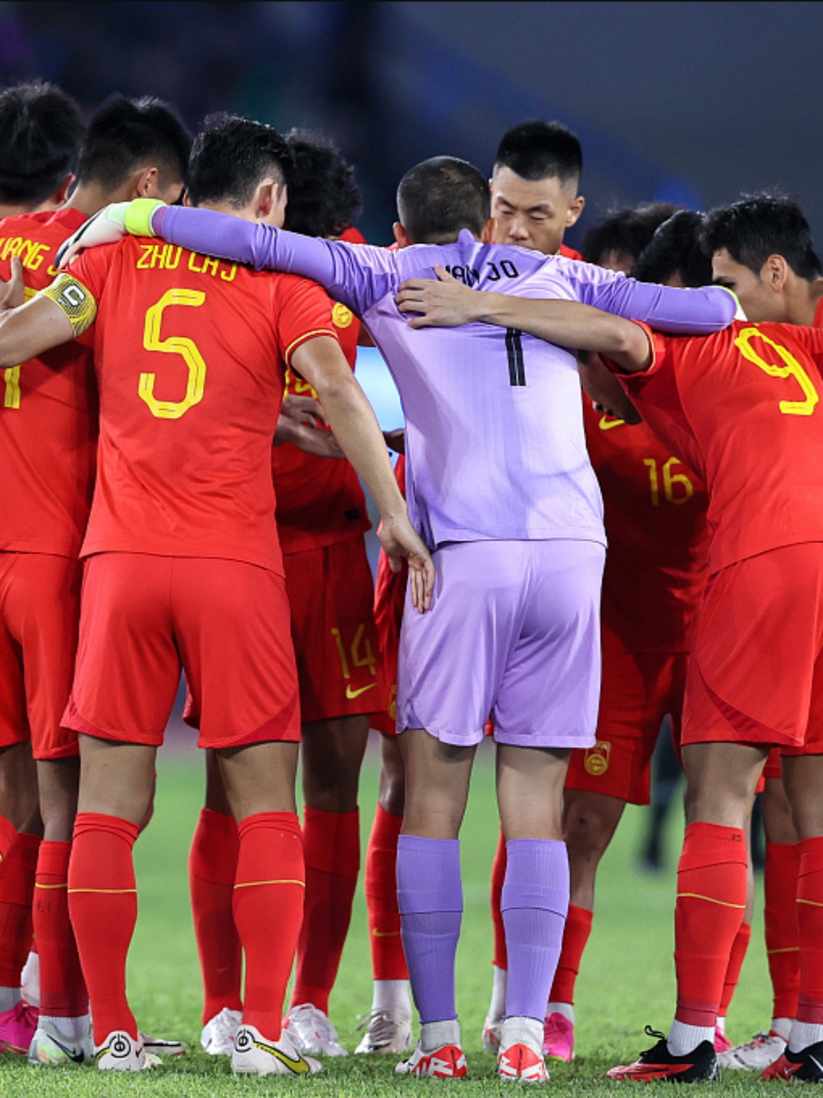 爱游戏官方-进攻亦防守，双管齐下争取胜利