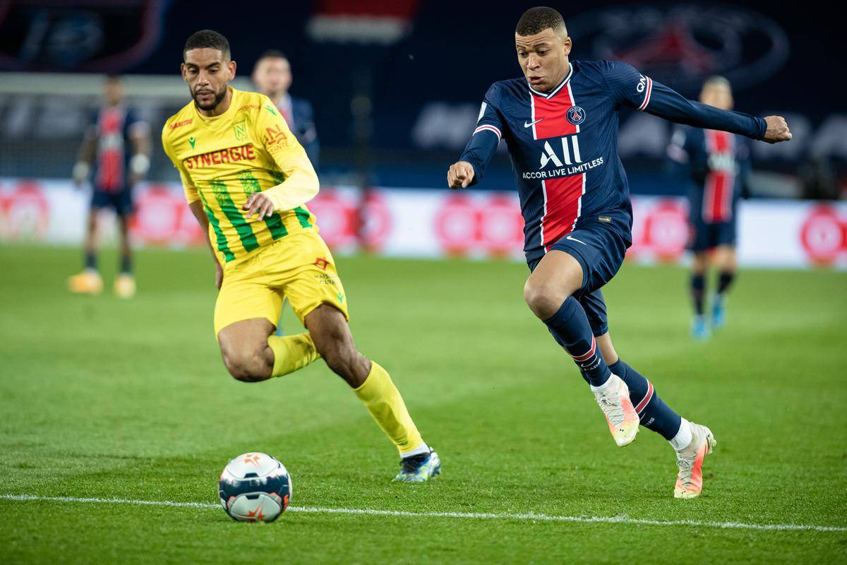 里尔主场不敌南特,实力确有差距 里尔主场不敌南特,实力确有差距