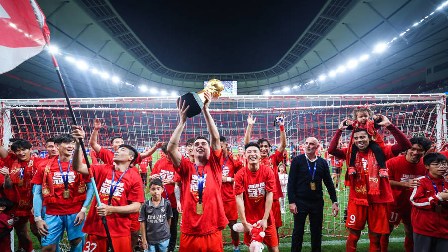 意甲最佳射手独造胜利关键时刻挺身而出