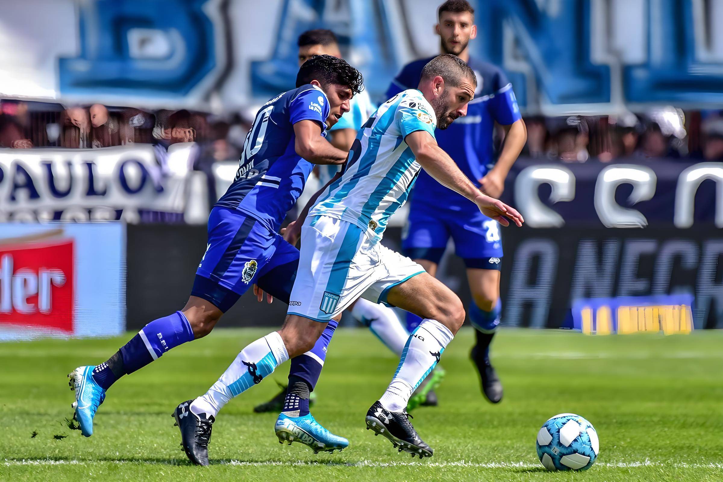 那不勒斯豪取胜利，继续稳固积分榜位置