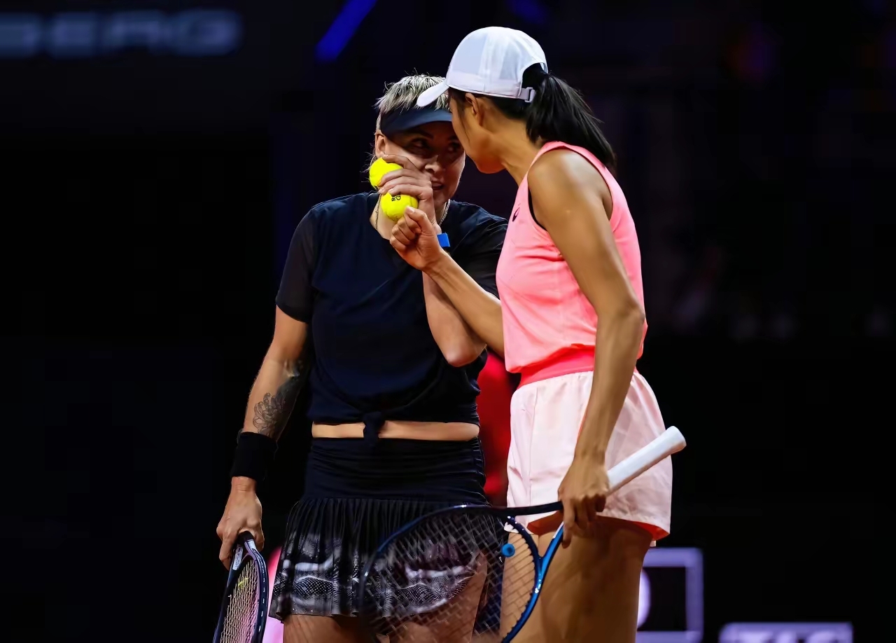 爱游戏在线-凯泽斯劳滑走3分，战绩不佳令球迷担忧