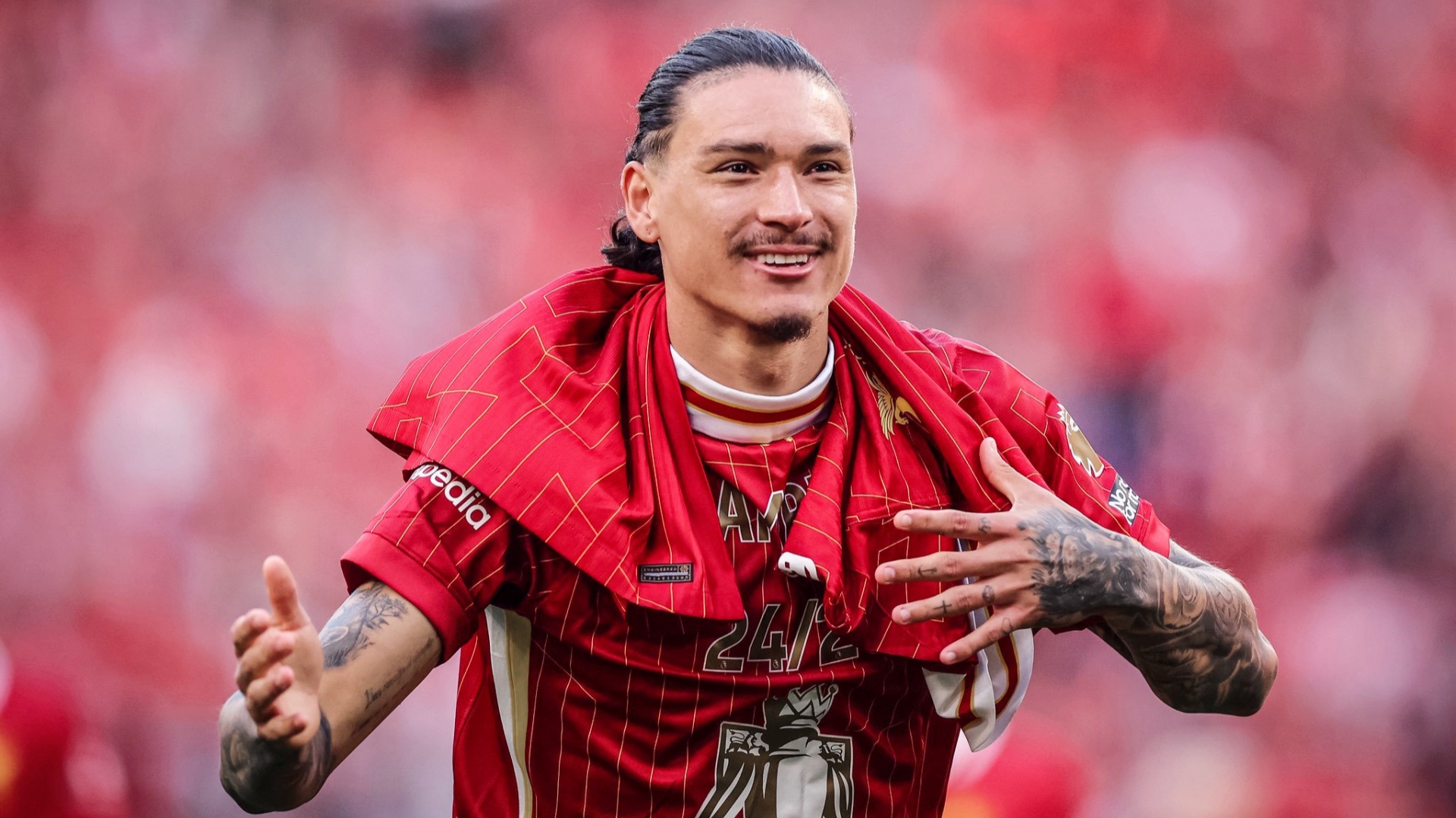 爱游戏娱乐-主力球员伤愈归队，那不勒斯再度夺冠前景光明