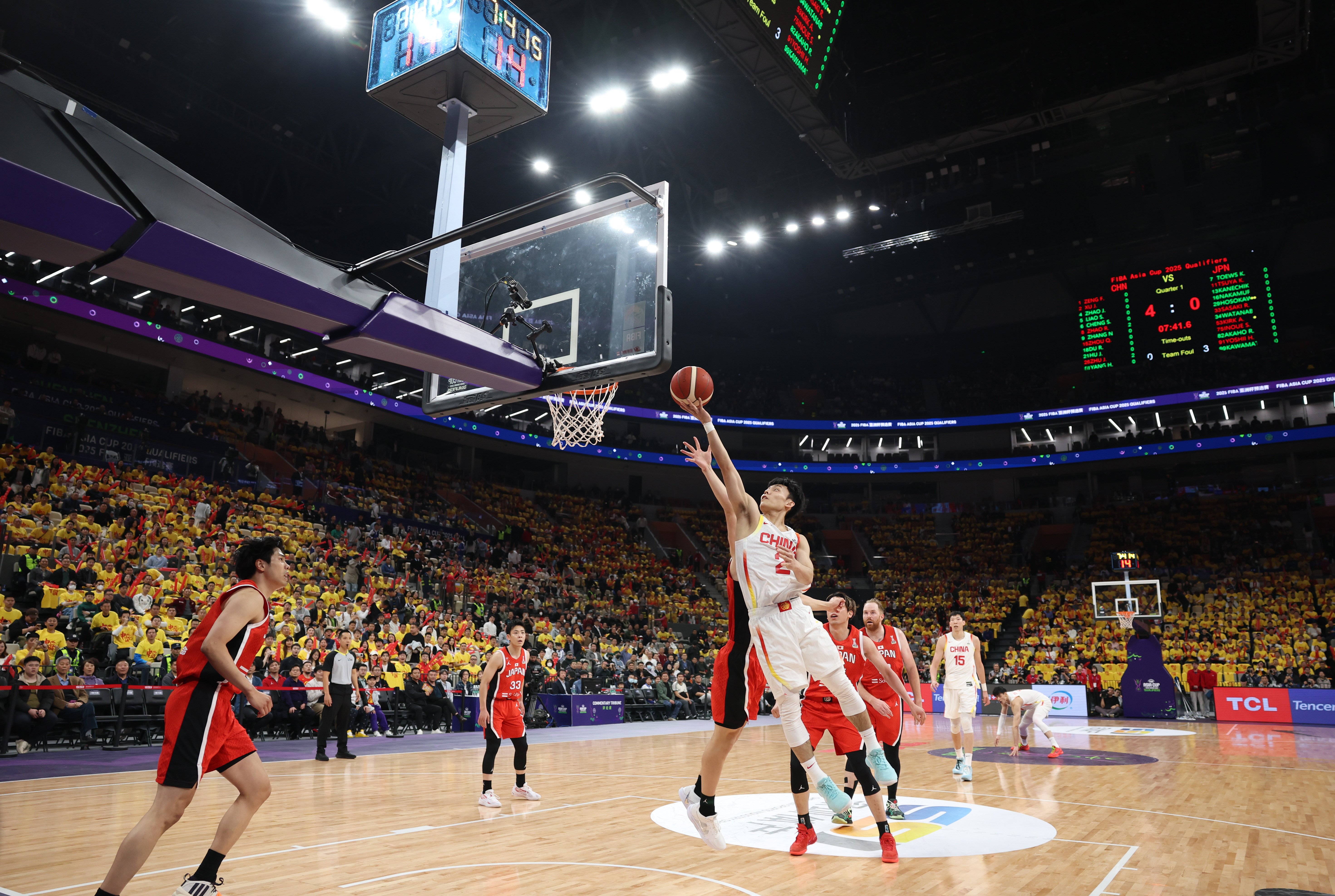 中国篮球职业联赛比拼激烈，球队实力对决的简单介绍