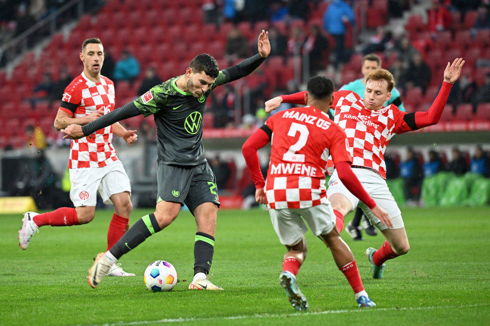 美因茨在主场大获胜利，信心满满的简单介绍