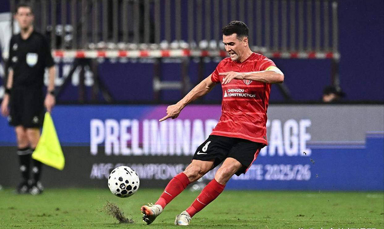 爱游戏在线-HKA血洗FNC，Uzi开启传奇时刻强强对话成都决赛之夜，锁定晋级资格的简单介绍