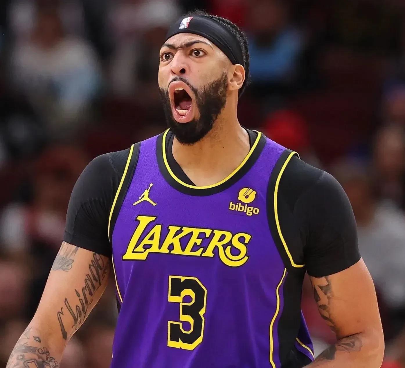 爱游戏APP-湖人击败奇才，戴维斯砍下全队最高分