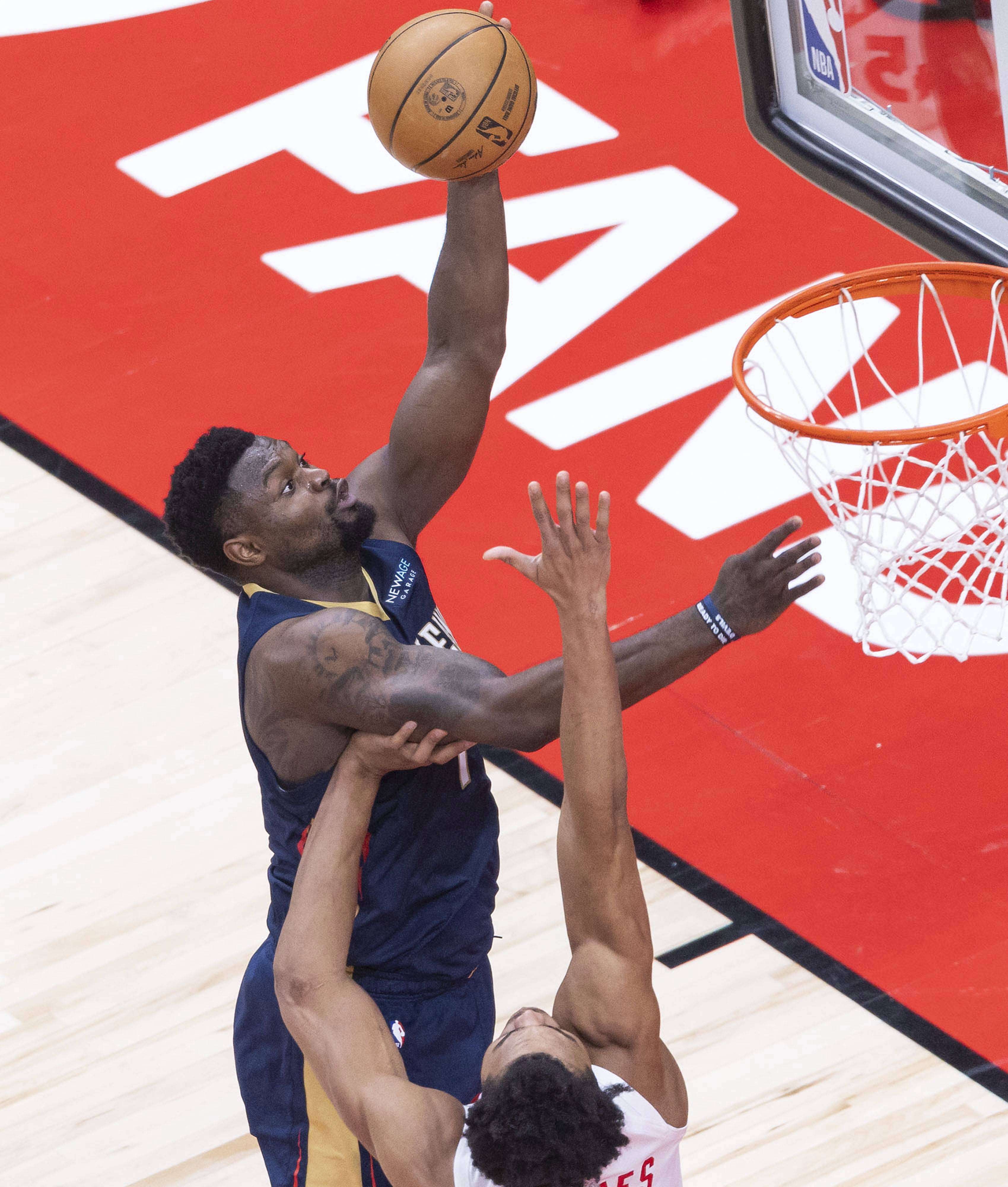 猛龙新赛季引进重量级球员备战 猛龙新赛季引进重量级球员备战