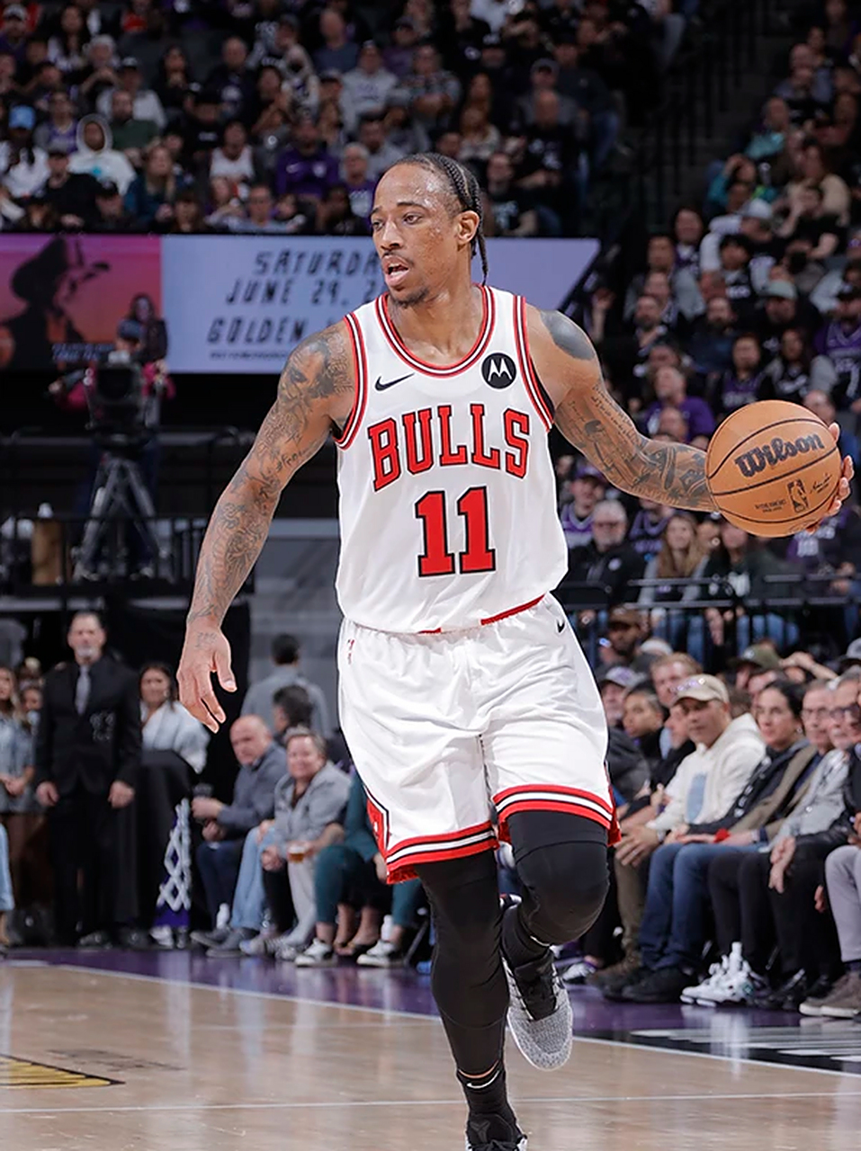 公牛逆转开拓者，德罗赞全场30分成主角