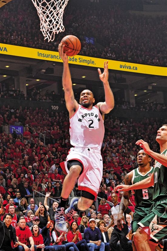 爱游戏官方入口-雄鹿小胜开拓者，取得胜利保持不败