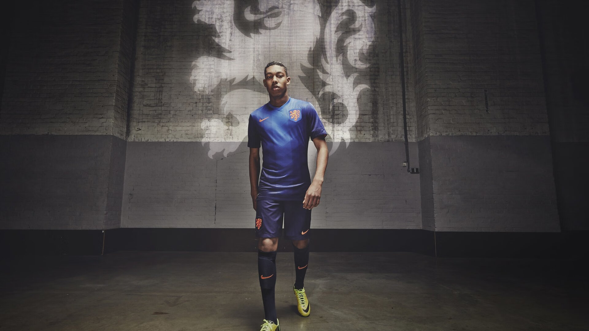 爱游戏在线-德甲争冠战之夜，沉默者的咆哮