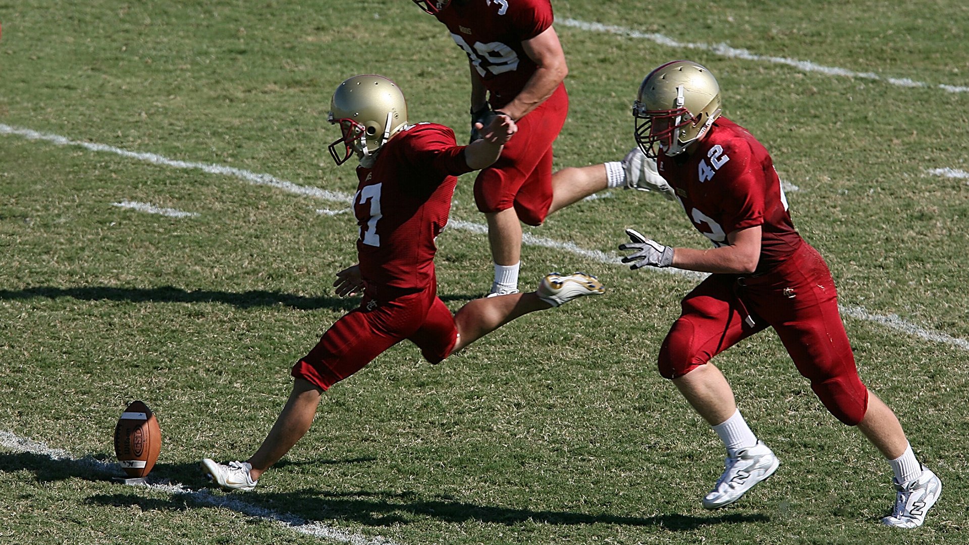 新王踩着叛徒之骨登基，当挪威崛起与加维狂飙谱出足球新章